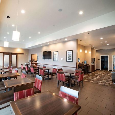 Comfort Suites University Brookings Εξωτερικό φωτογραφία
