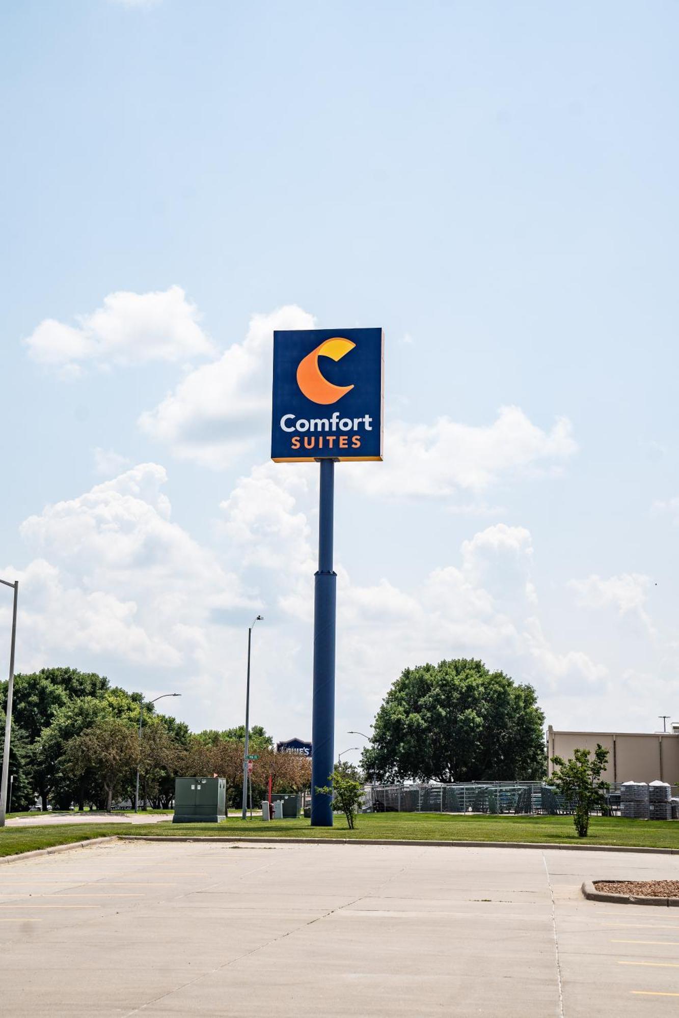 Comfort Suites University Brookings Εξωτερικό φωτογραφία