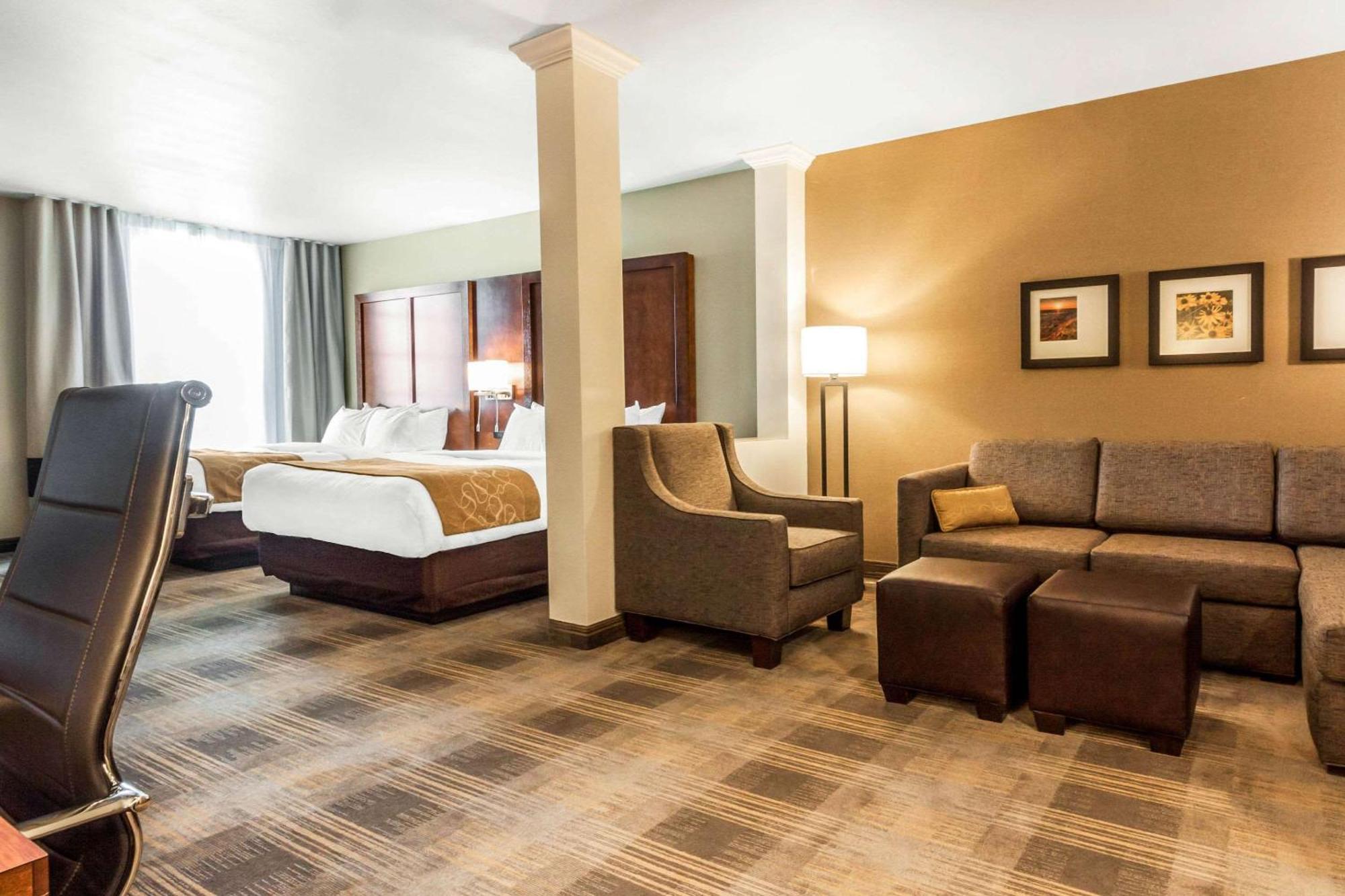 Comfort Suites University Brookings Εξωτερικό φωτογραφία