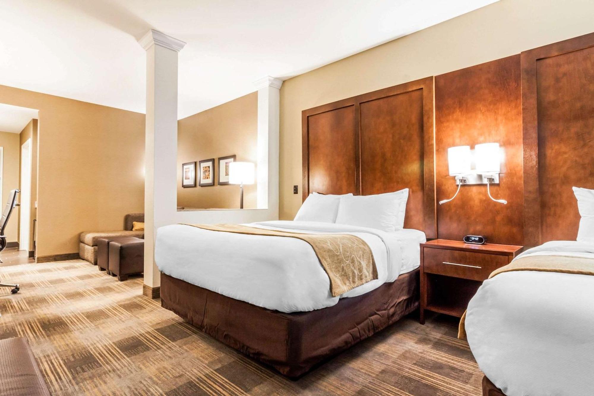 Comfort Suites University Brookings Εξωτερικό φωτογραφία