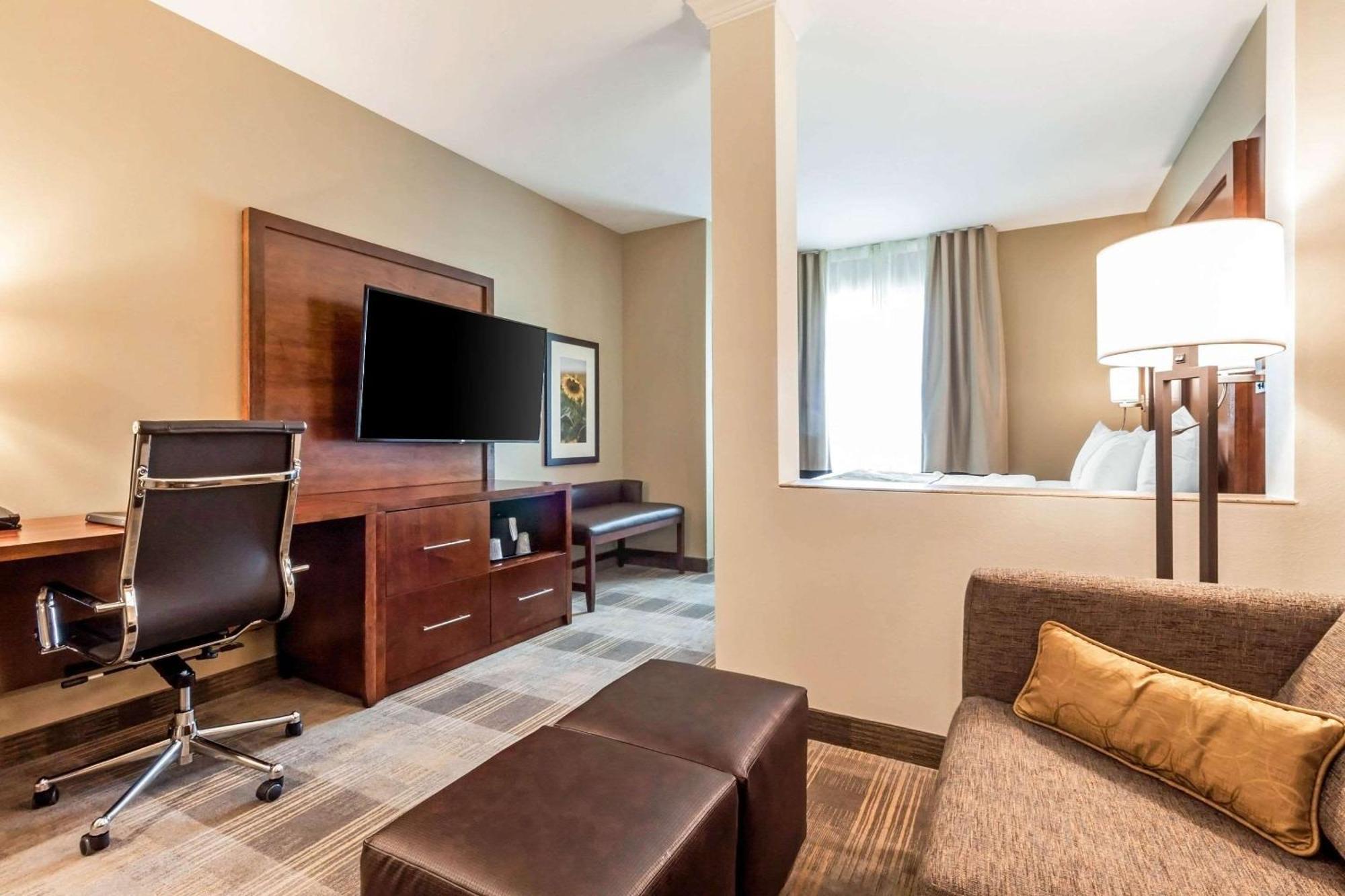Comfort Suites University Brookings Εξωτερικό φωτογραφία