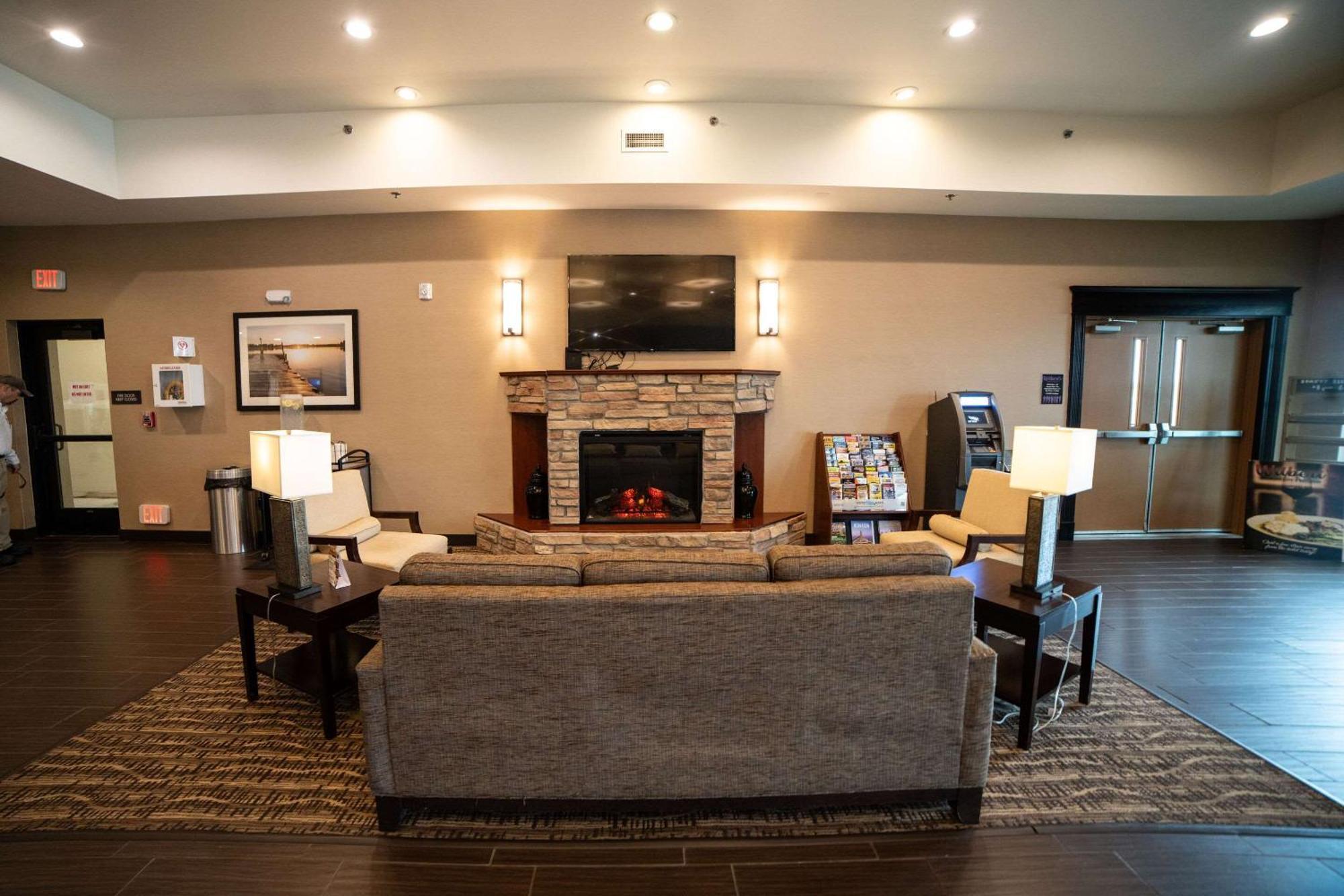Comfort Suites University Brookings Εξωτερικό φωτογραφία